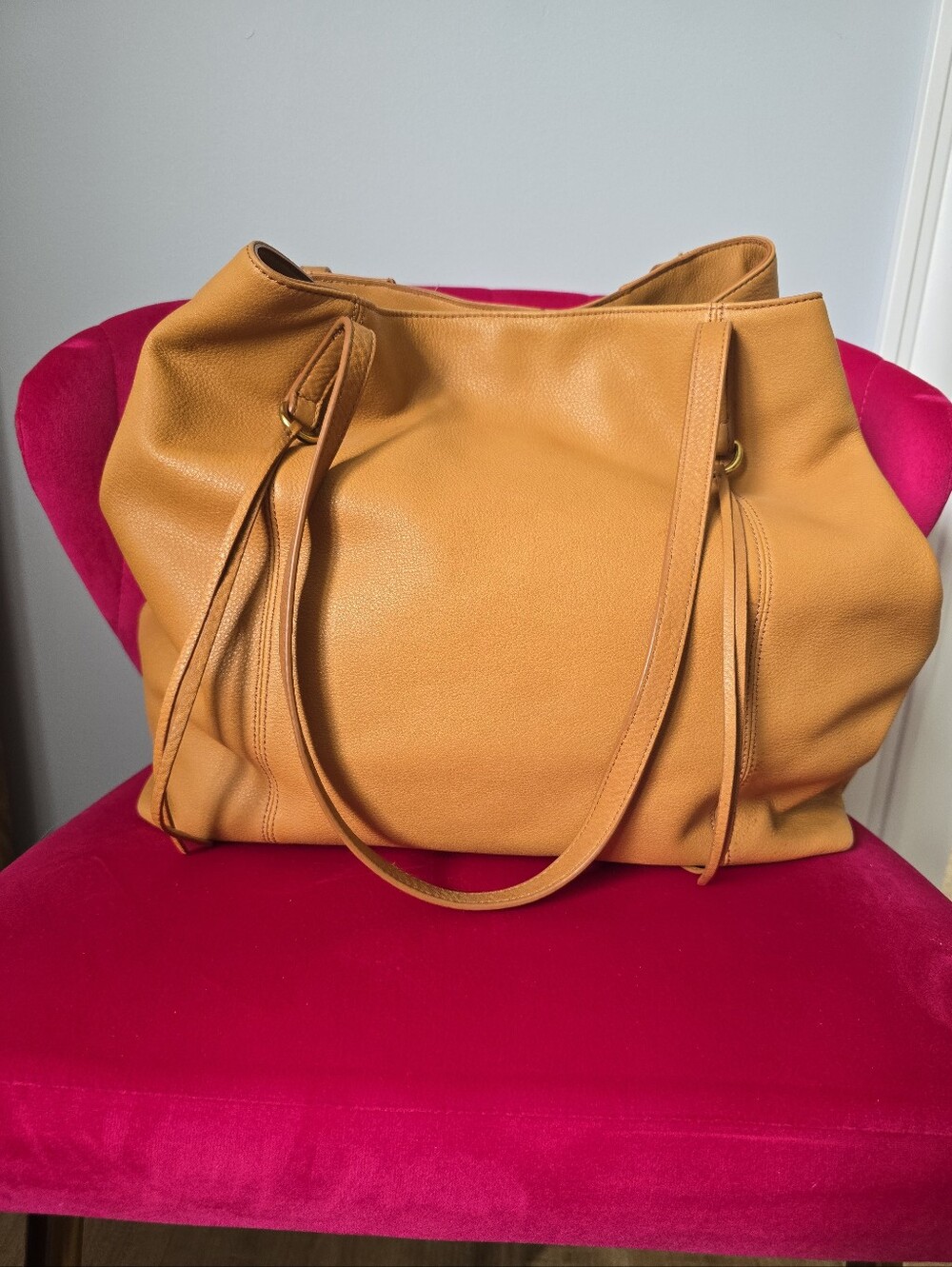 HOBO Kingston Tote